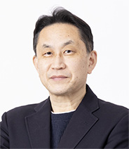 理工学部 教授 榊田 創